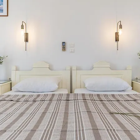 Golden Silence * Agios Prokopios (Naxos)