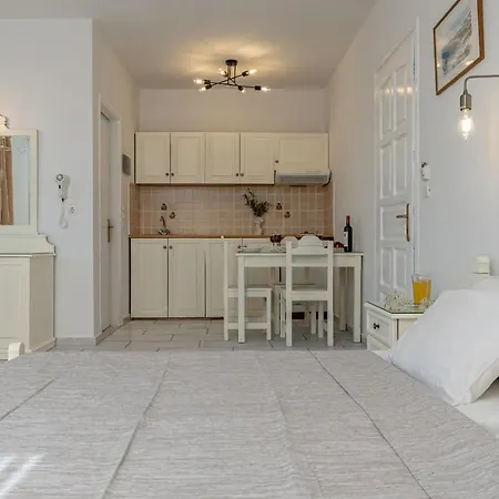 Golden Silence Agios Prokopios (Naxos)